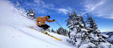 Skiing In Gulmarg